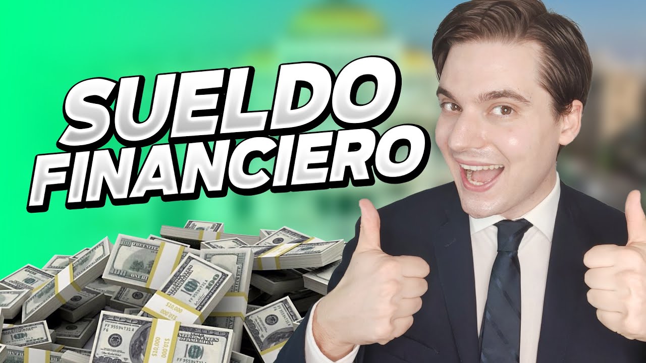 Hombre trajeado sonriente con pulgares arriba junto a montones de billetes y texto grande, Descubre los increíbles sueldos de banqueros en Estados Unidos: ¡hasta $500,000 al año!